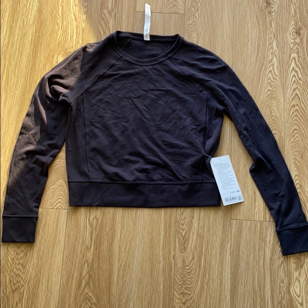 Lululemon sweatshirt